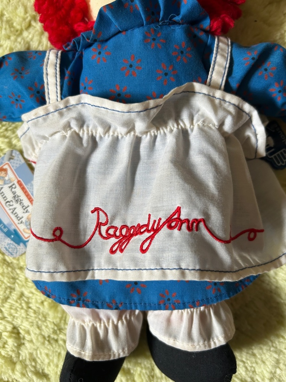 Raggedy Ann & Raggedy Andy Dolls - Picture 7 of 16